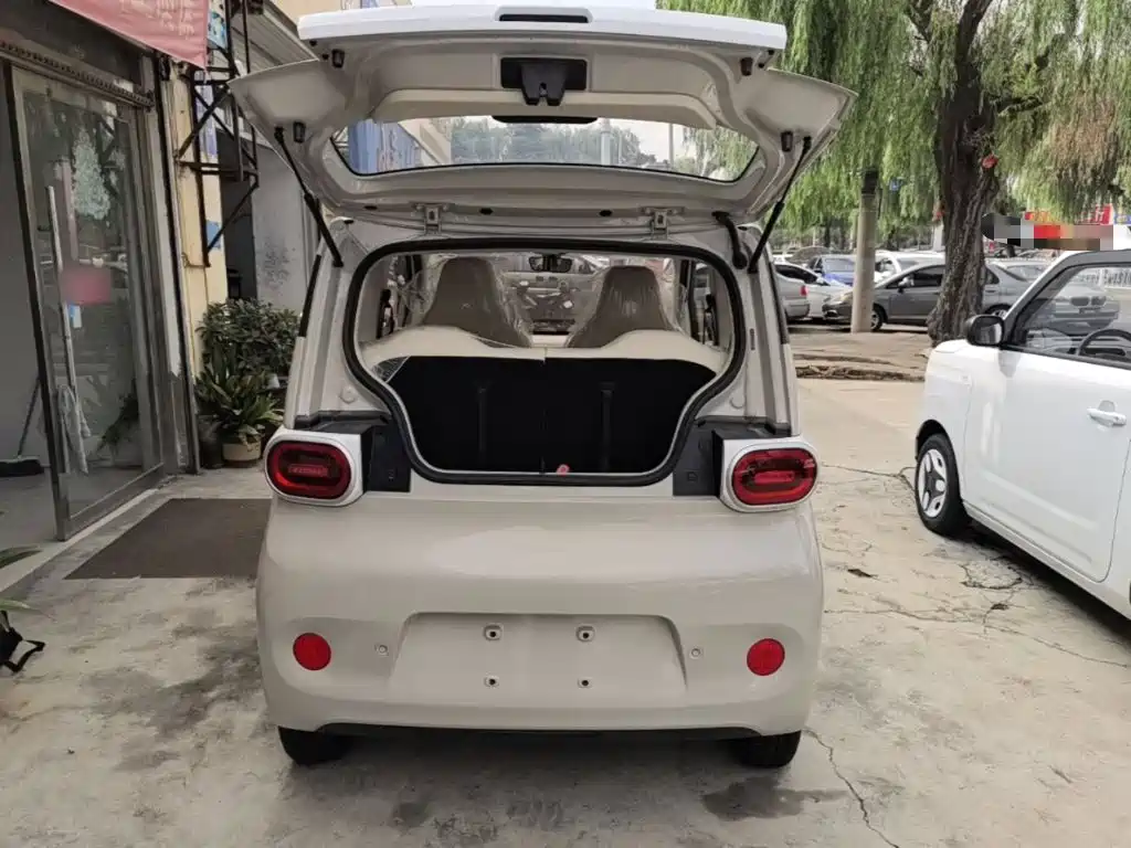 Wuling MINIEV — миниатюра 19