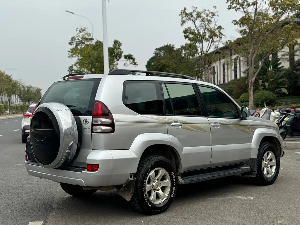 Toyota Land Cruiser Prado 2004 GX 2.7 AT