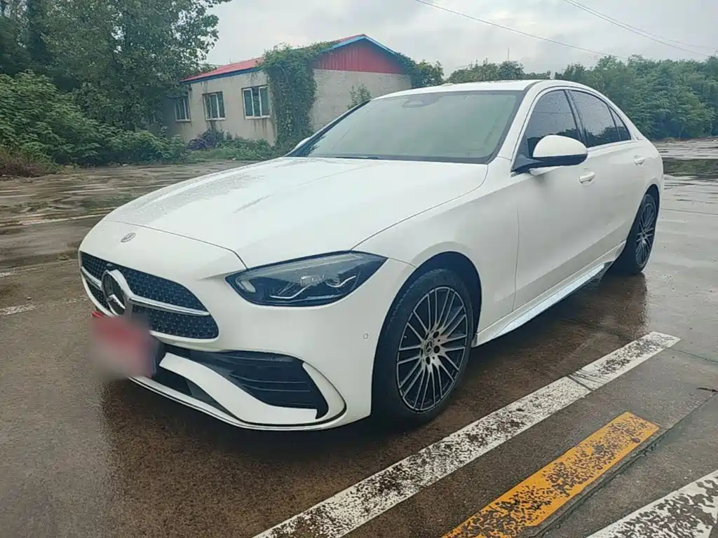 Mercedes-Benz C-Class — миниатюра 2