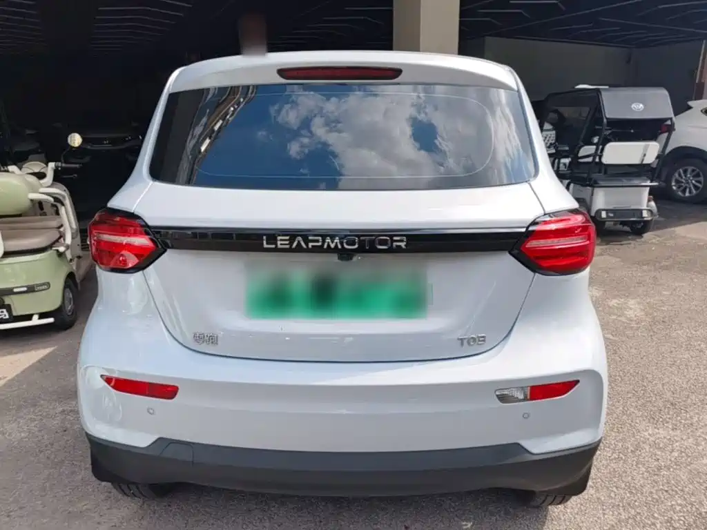 Leapmotor Leapmotor T03 — миниатюра 6