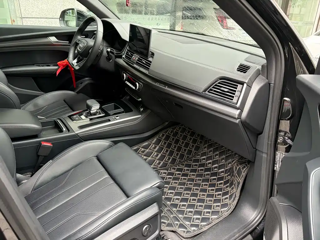 Audi Q5L — миниатюра 9