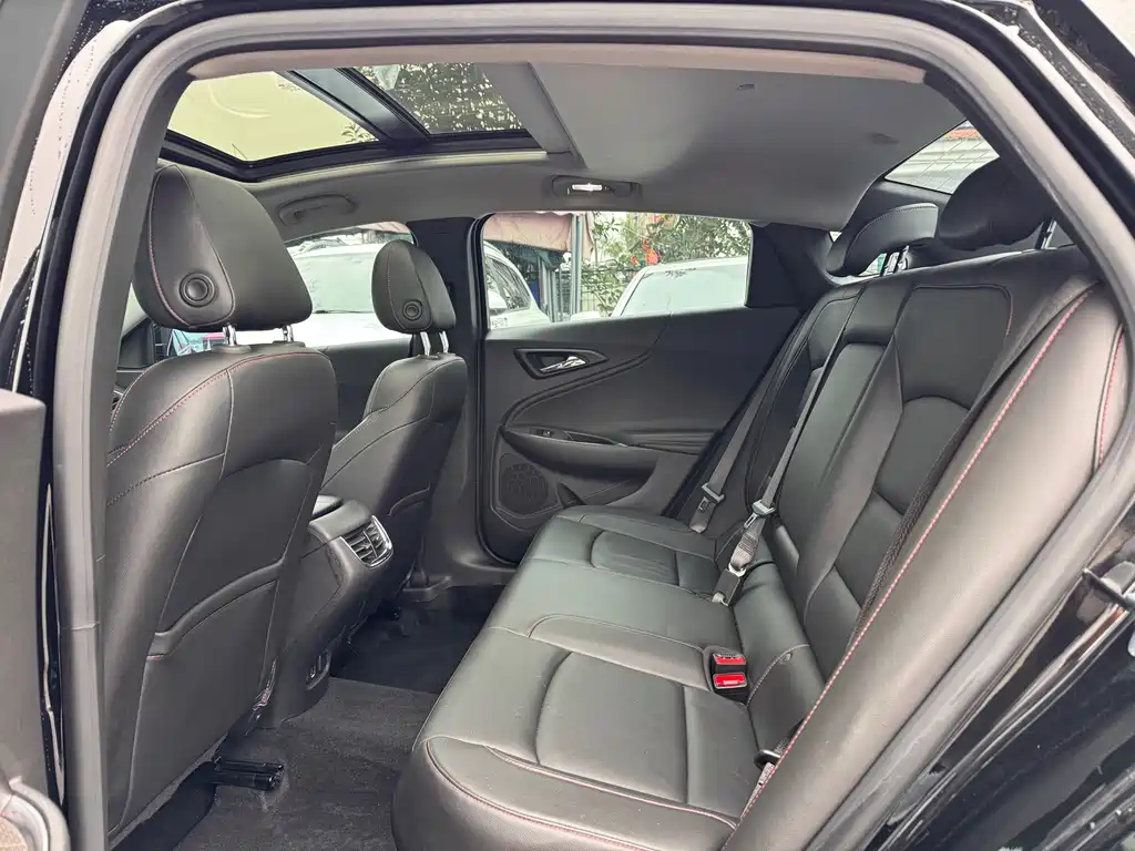 Chevrolet Malibu XL — миниатюра 6