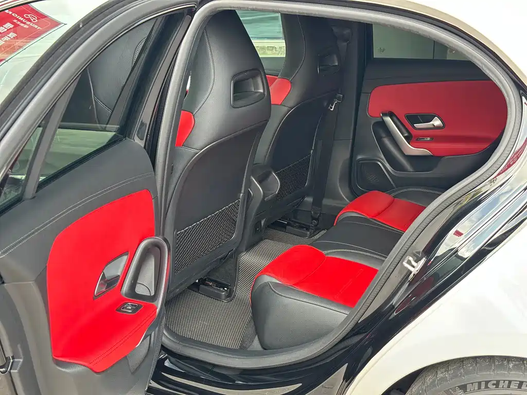 Mercedes-Benz A-Class AMG — миниатюра 12