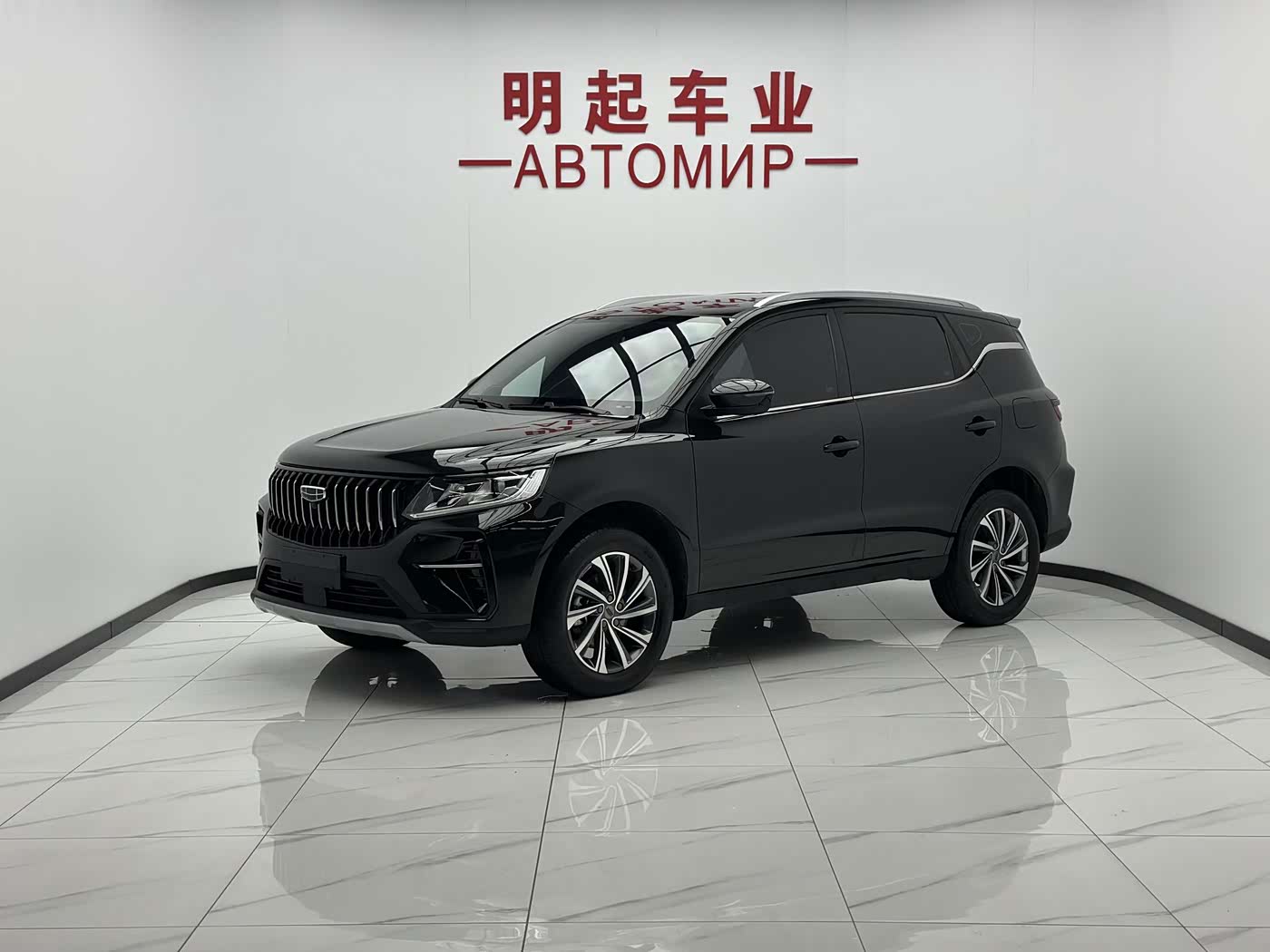 Geely Emgrand X6 1.4 л 2022 г. Чёрный, пробег 28000 км