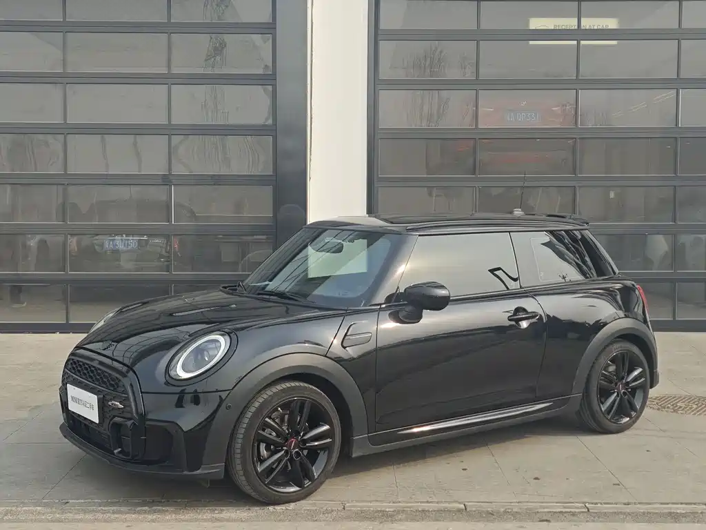Mini Mini 2022