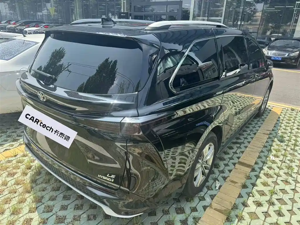Toyota Sienna 2023 2.5L Comfort