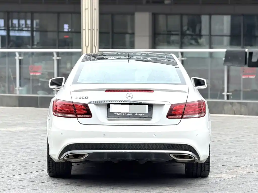 Mercedes-Benz E-Class (Import) — миниатюра 9
