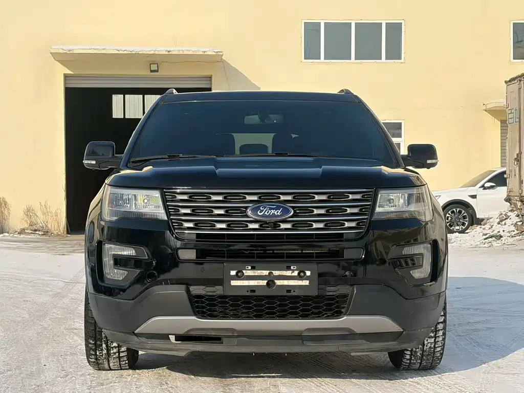 FORD EXPLORER