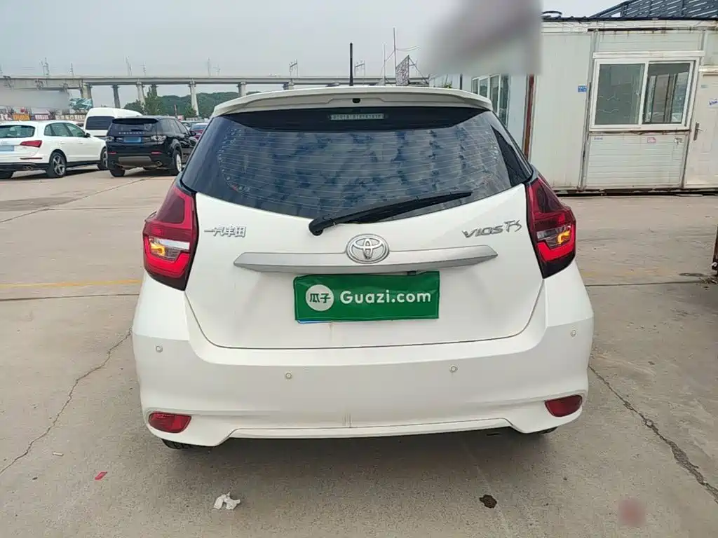 Toyota Vios FS — миниатюра 6