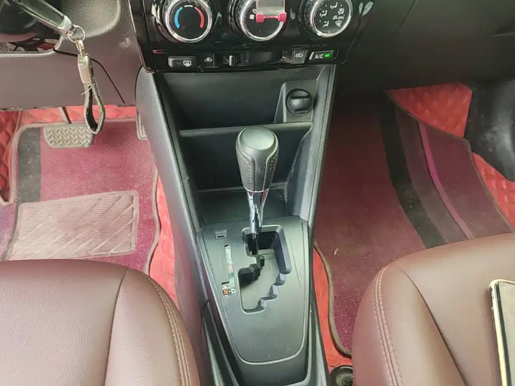 Toyota Vios FS — миниатюра 14