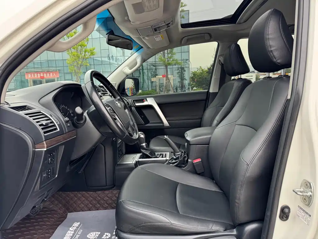 Toyota Land Cruiser Prado 2018 3.5L AT TX