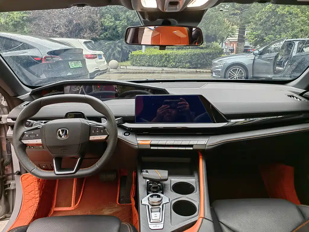 Changan UNI-V — миниатюра 13