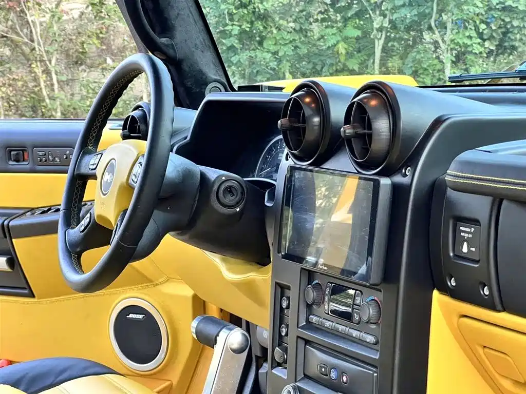 Hummer H2 2004 6.0 AT