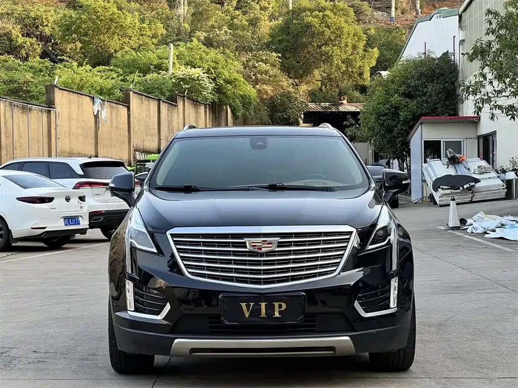 Cadillac XT5 2018 28E