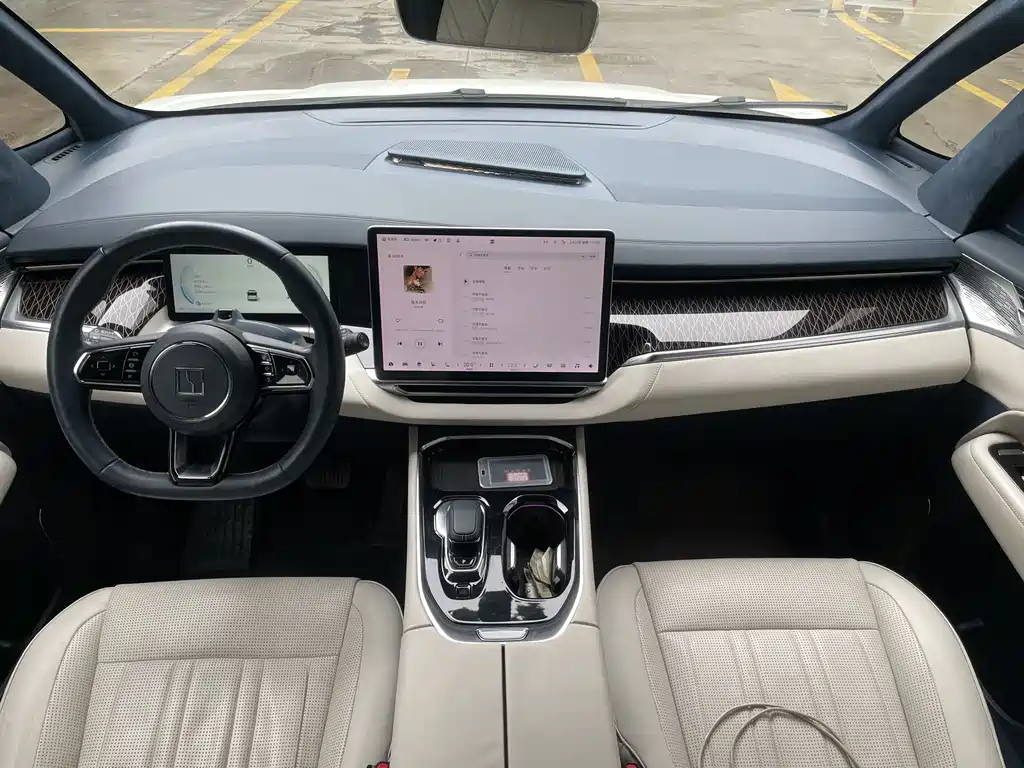 ZEEKR EXTREME KRYPTON 009