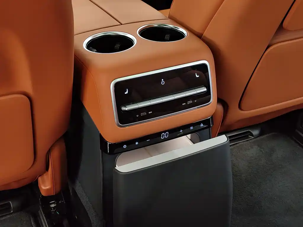 Li Auto Li L9 — миниатюра 8