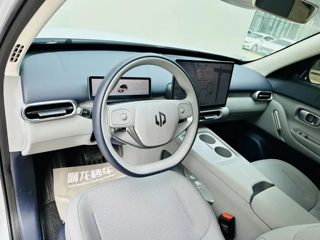 Leapmotor Leapmotor A10 — миниатюра 9