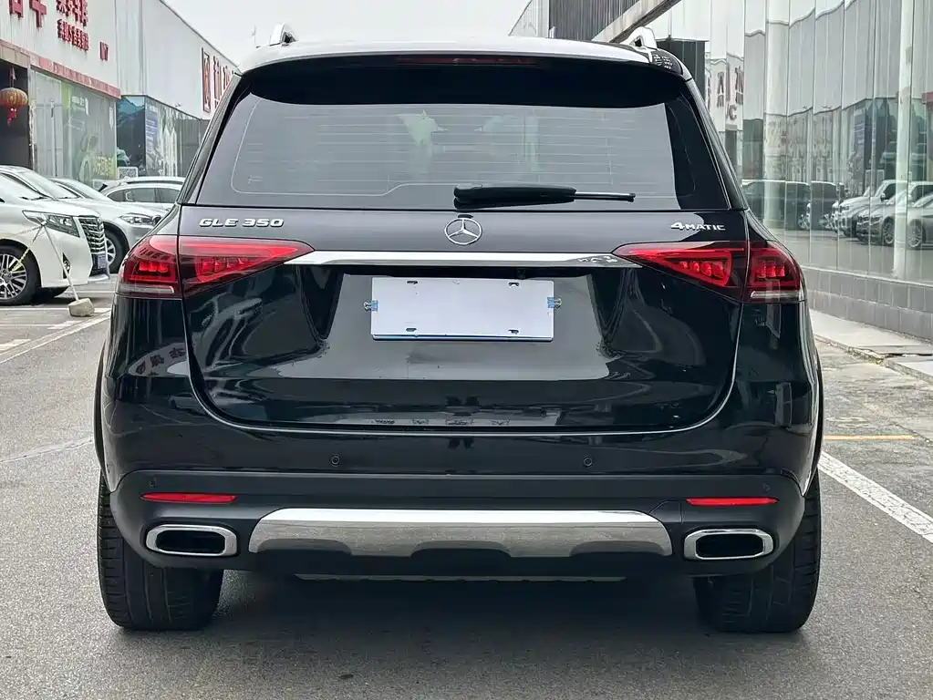 Mercedes-Benz GLE (Import) — миниатюра 11