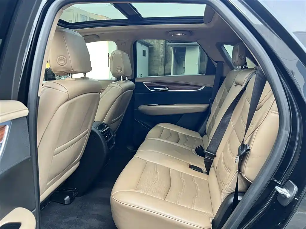 Cadillac XT5 2018 28E