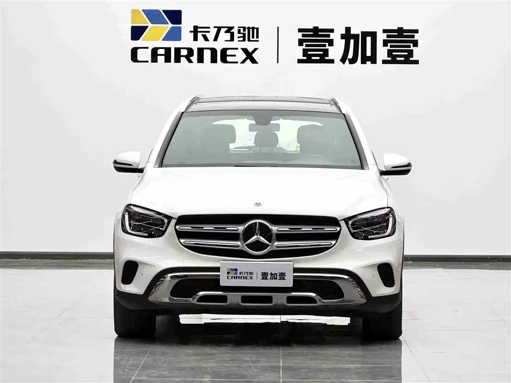 MERCEDES-BENZ GLC