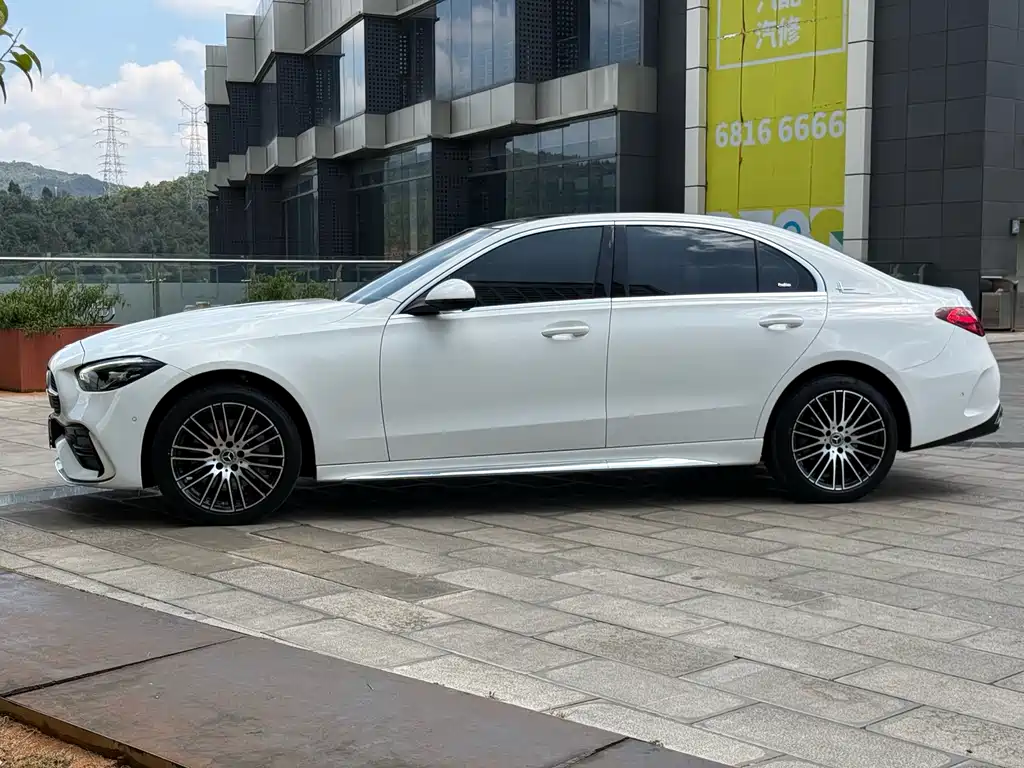 Mercedes-Benz C-Class — миниатюра 27