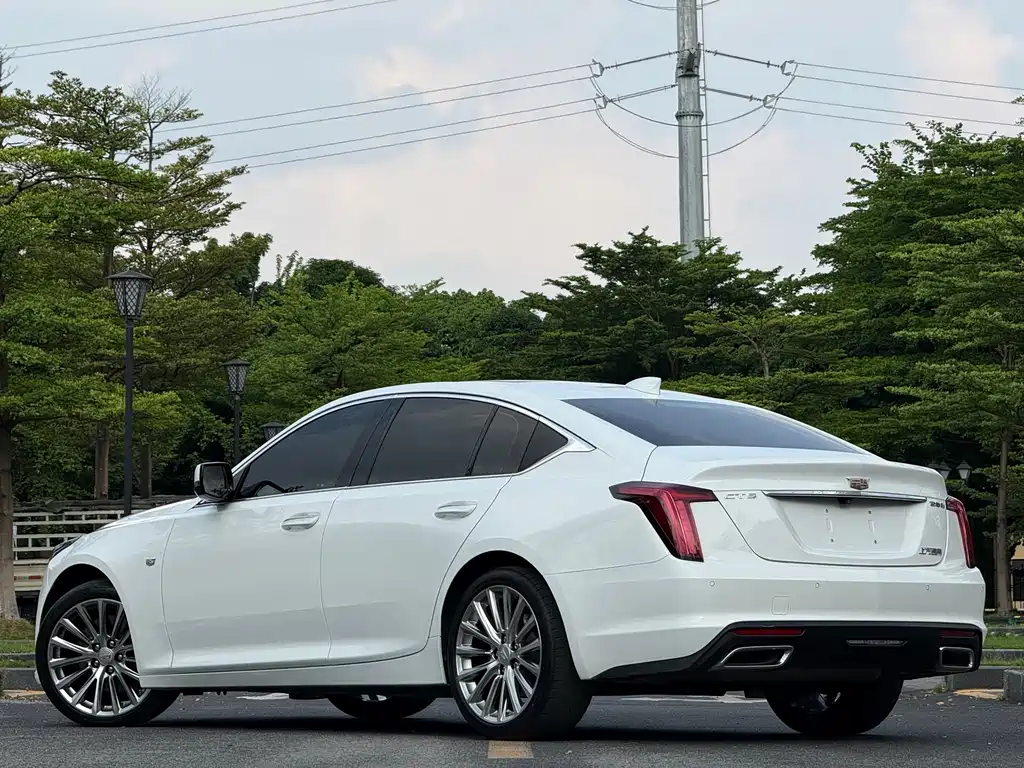 Cadillac CT5 — миниатюра 3
