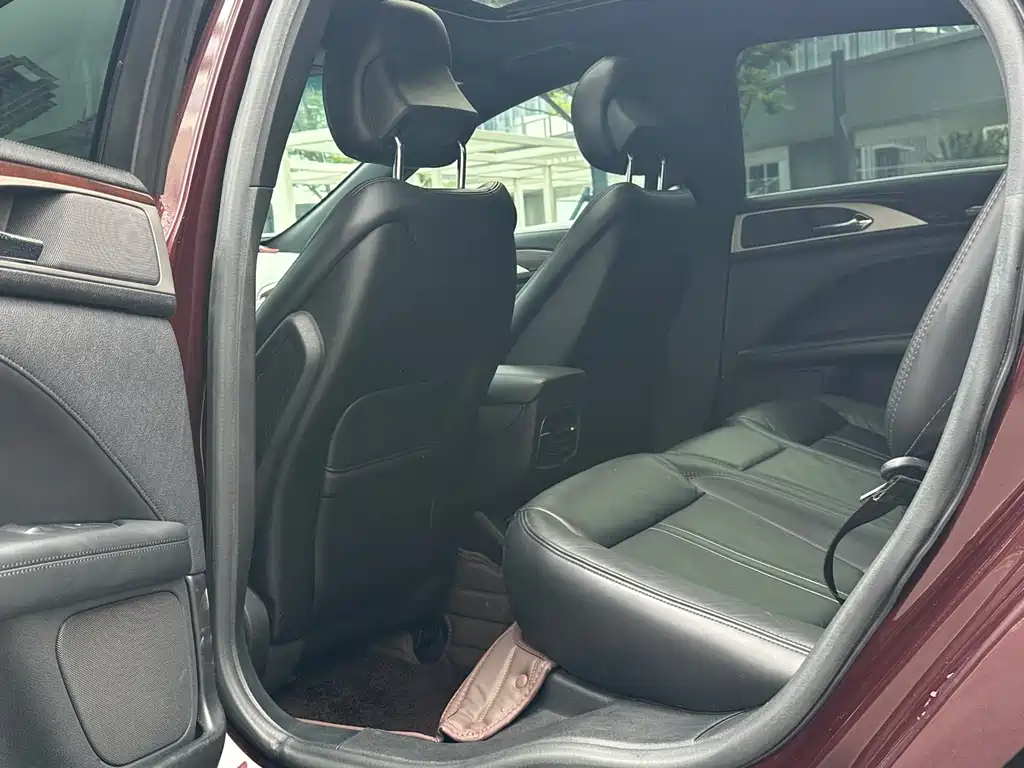 Lincoln MKZ 2017 2.0T Premium