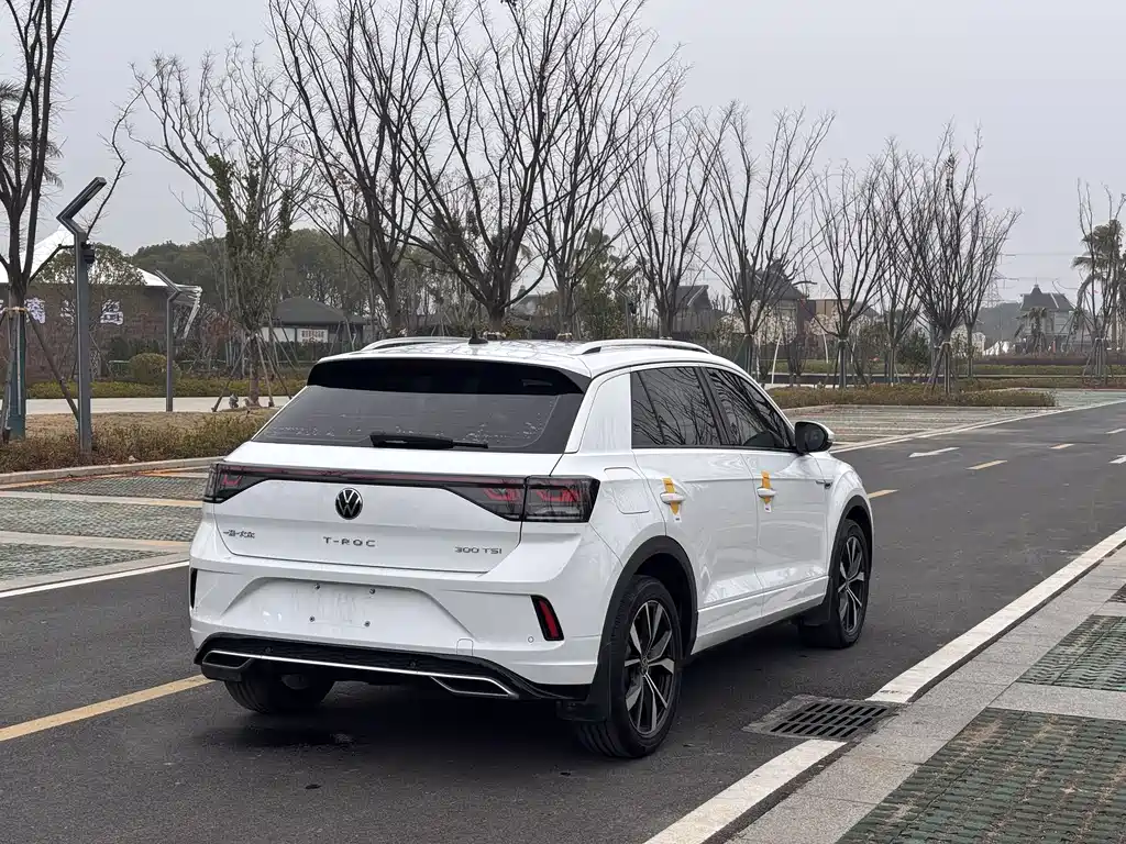 VOLKSWAGEN T ROC EXPLORING SONGS