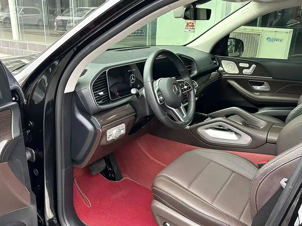 Mercedes-Benz GLE (Import) — миниатюра 5