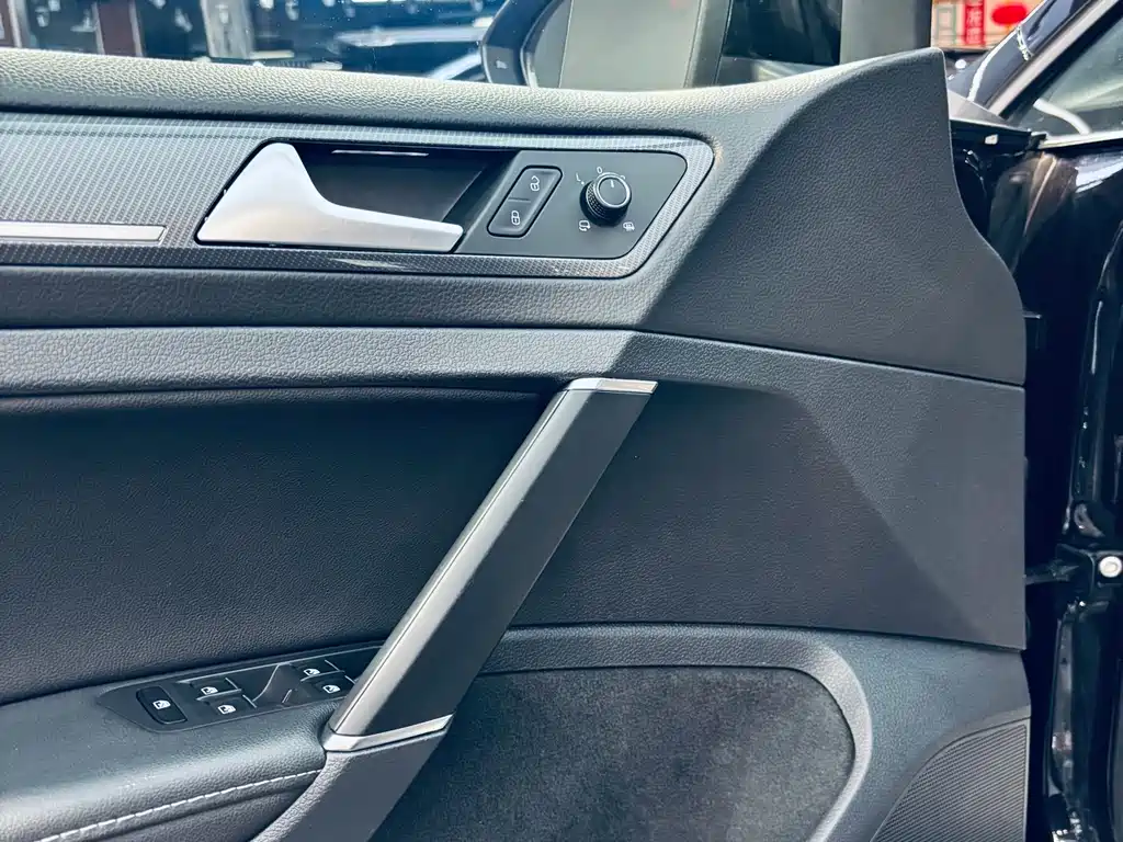 Volkswagen Golf 2019 280TSI DSG R-Line VI