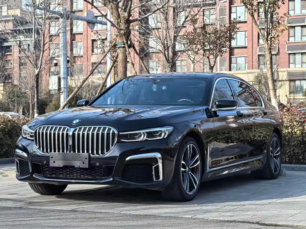 BMW 7 SERIES