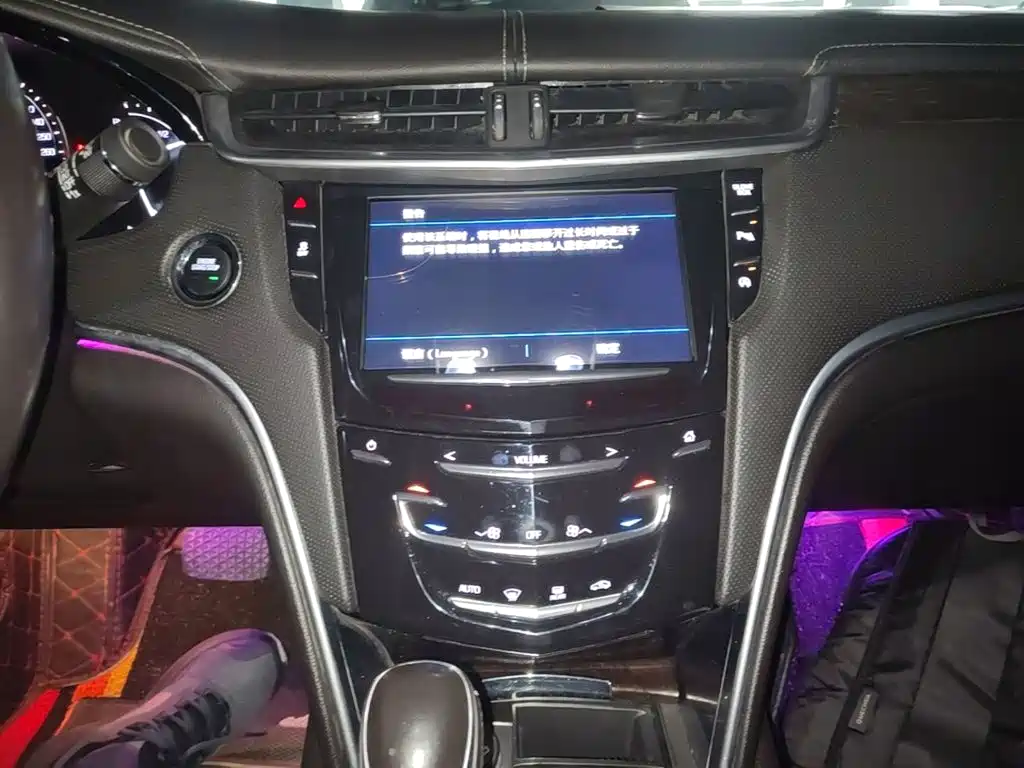 Cadillac XTS — миниатюра 13