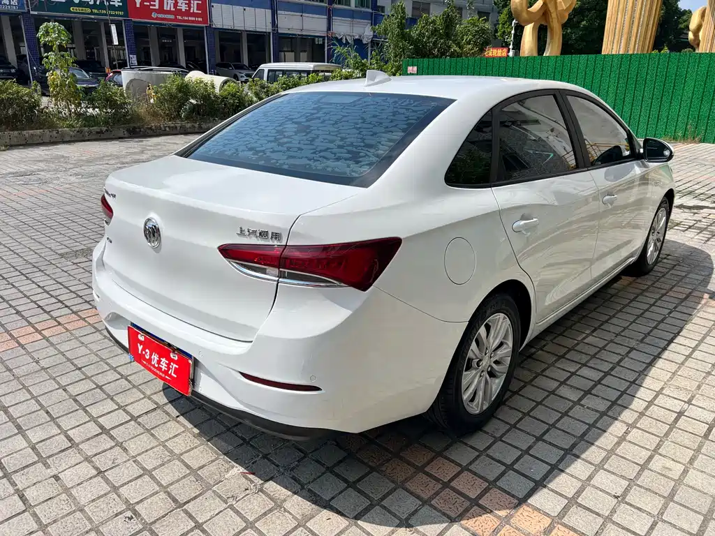 Buick Excelle — миниатюра 6