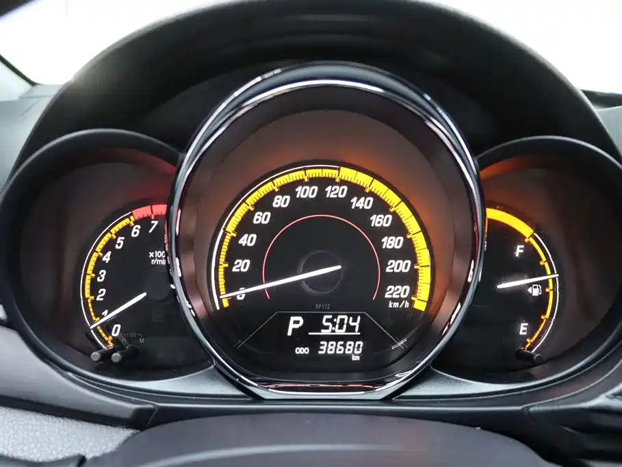 TOYOTA YARIS L ZHIXUAN