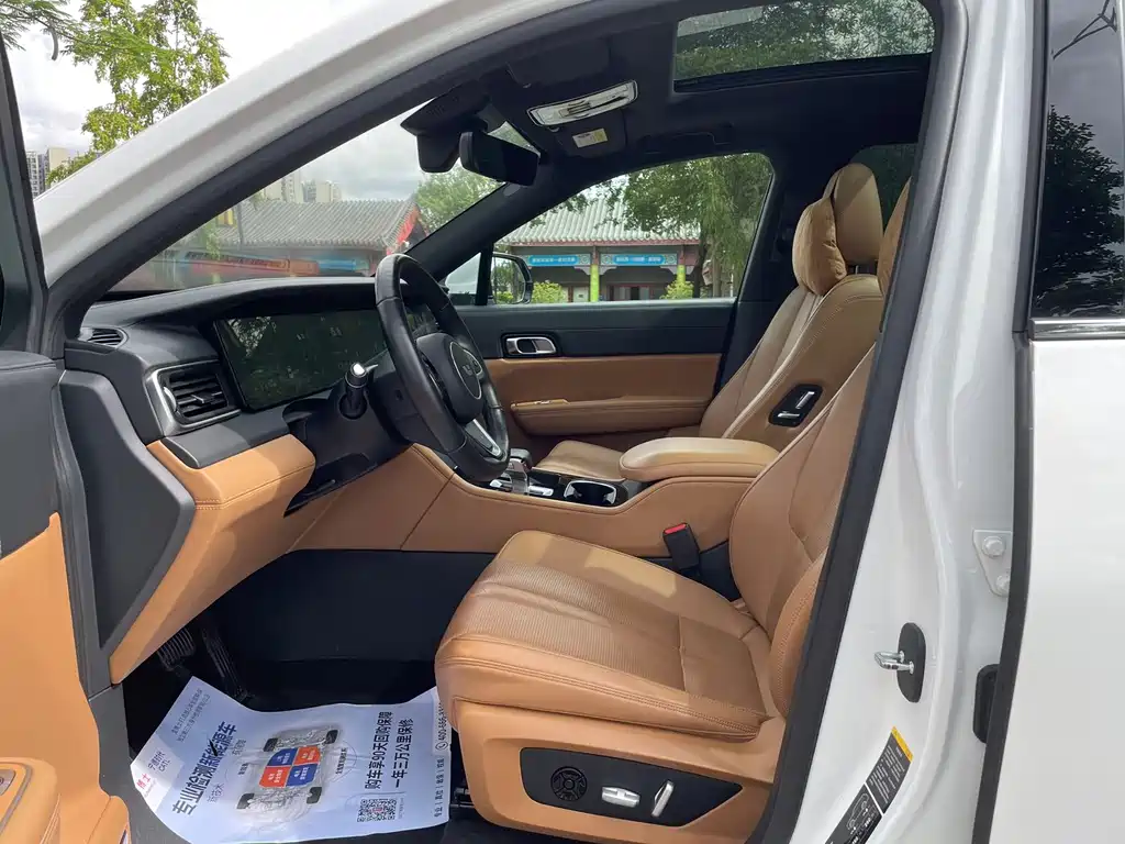 Li Auto ONE 2020 6 мест