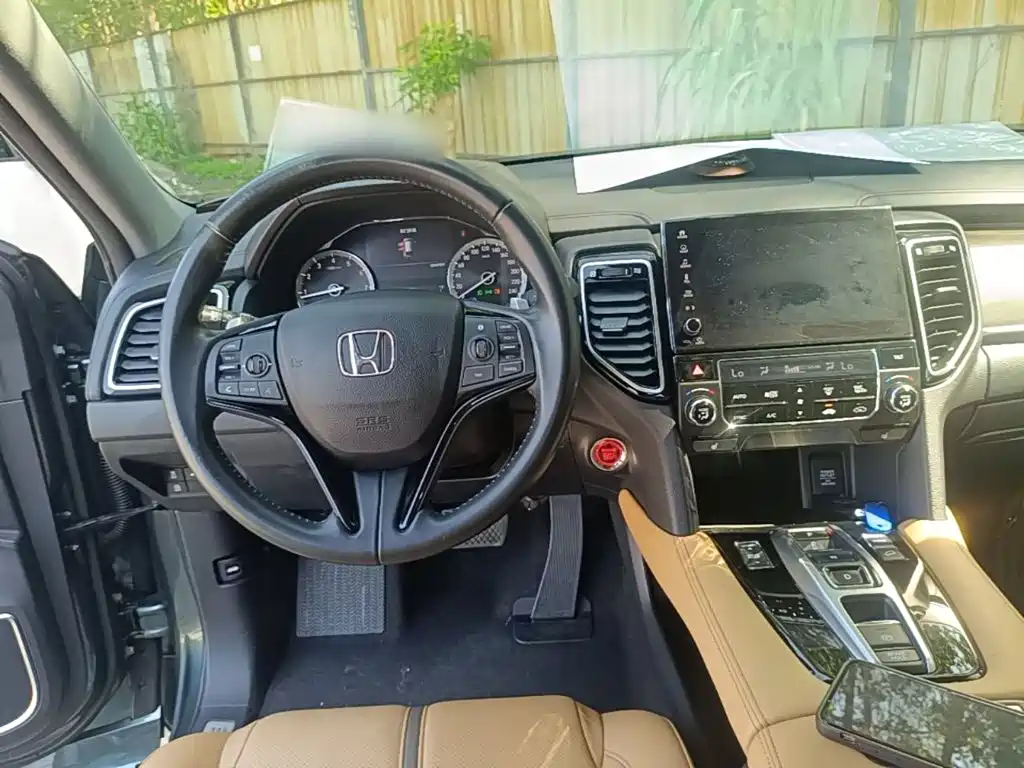 Honda UR-V — миниатюра 10