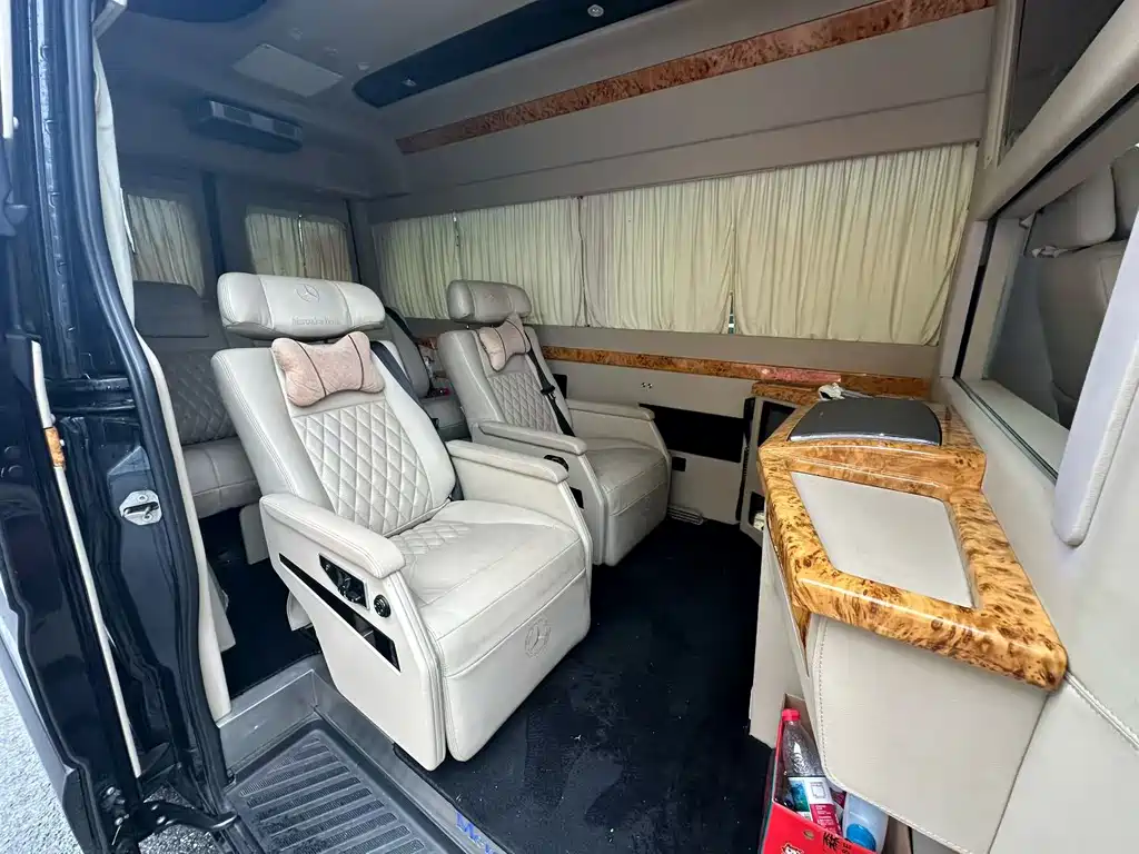 Mercedes-Benz Sprinter — миниатюра 2