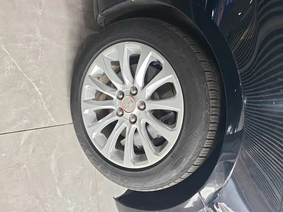 Cadillac XTS — миниатюра 6