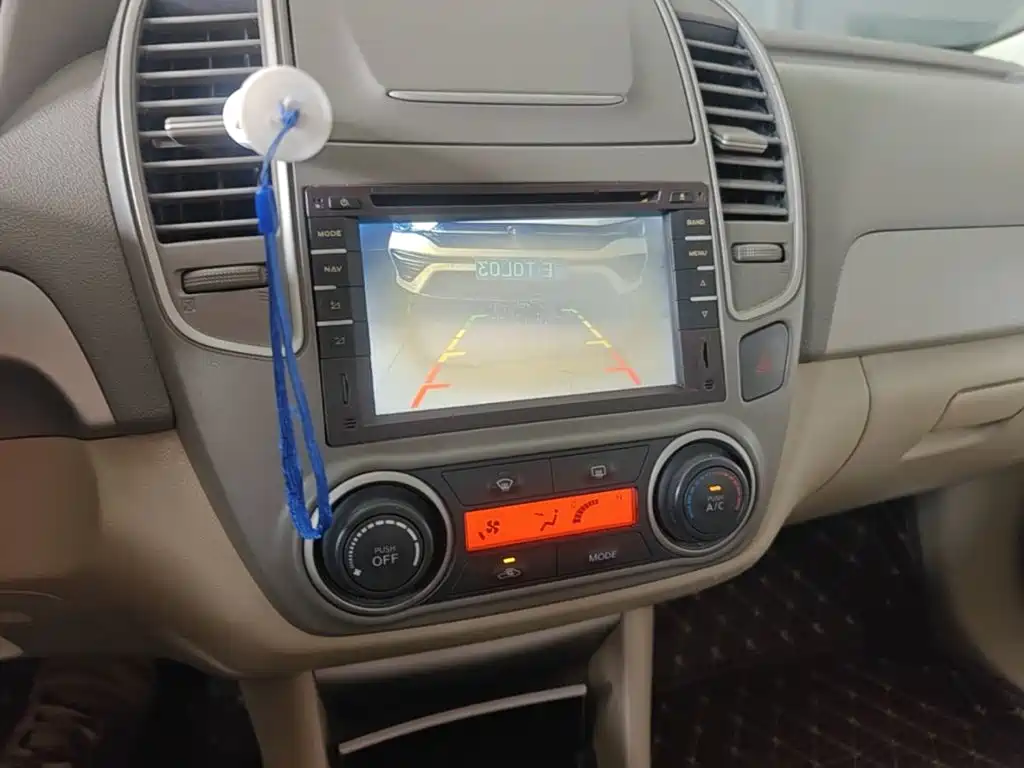 Nissan Sylphy — миниатюра 13
