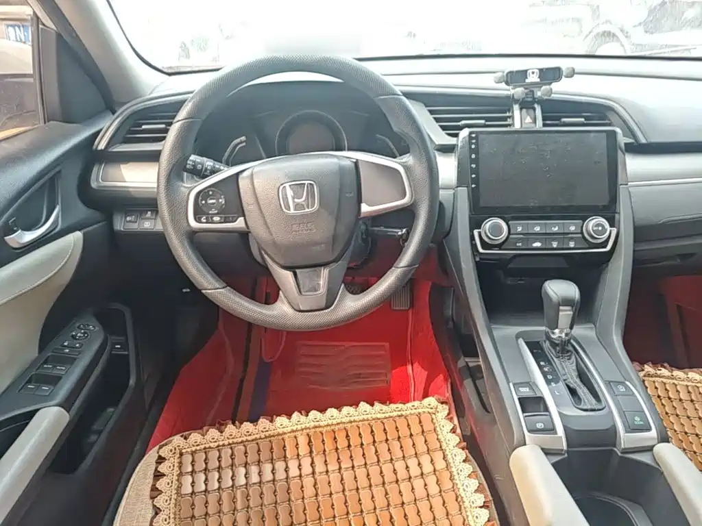 Honda Civic — миниатюра 11