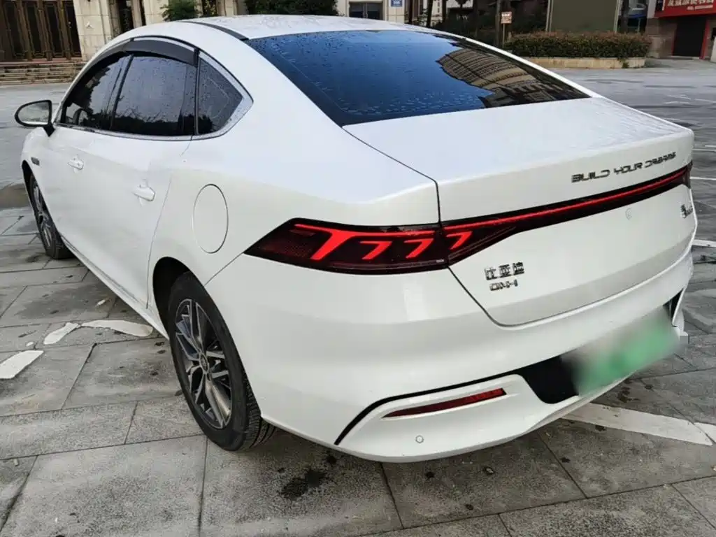 BYD Qin Plus 2021 — фото 4