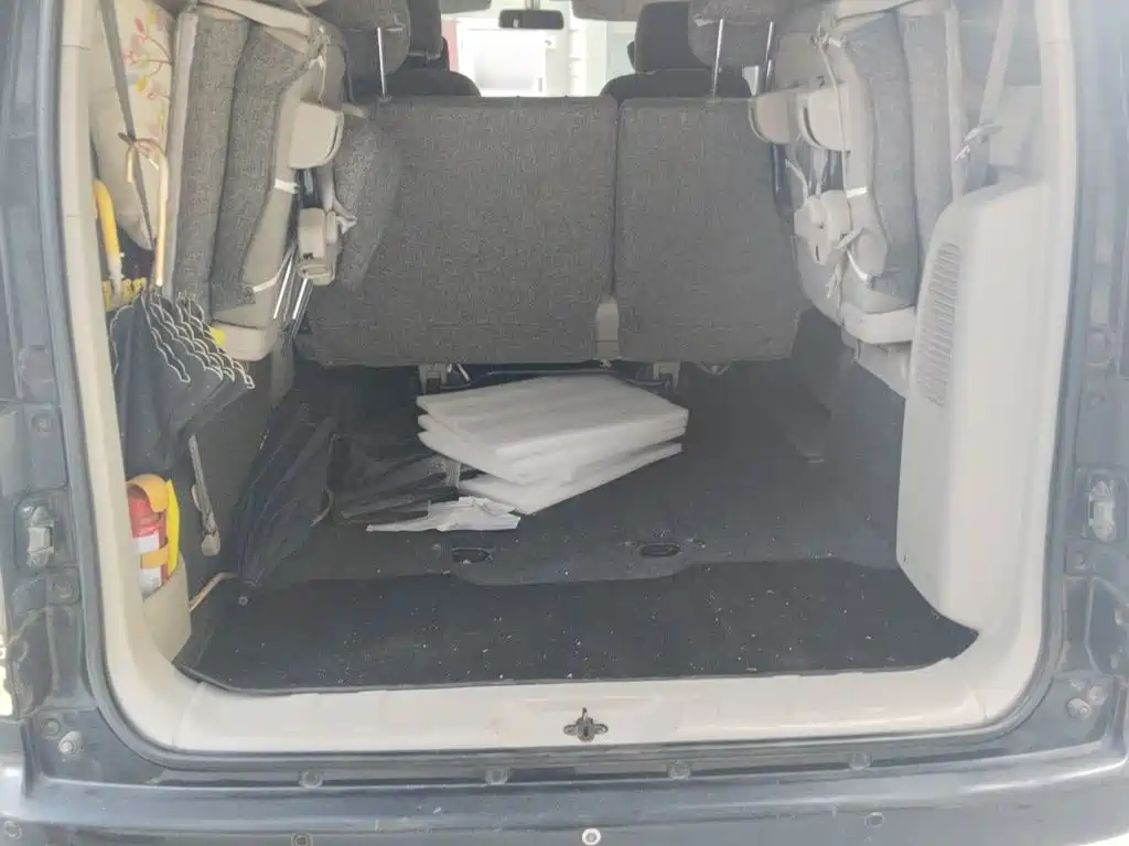 Nissan NV200 — миниатюра 20