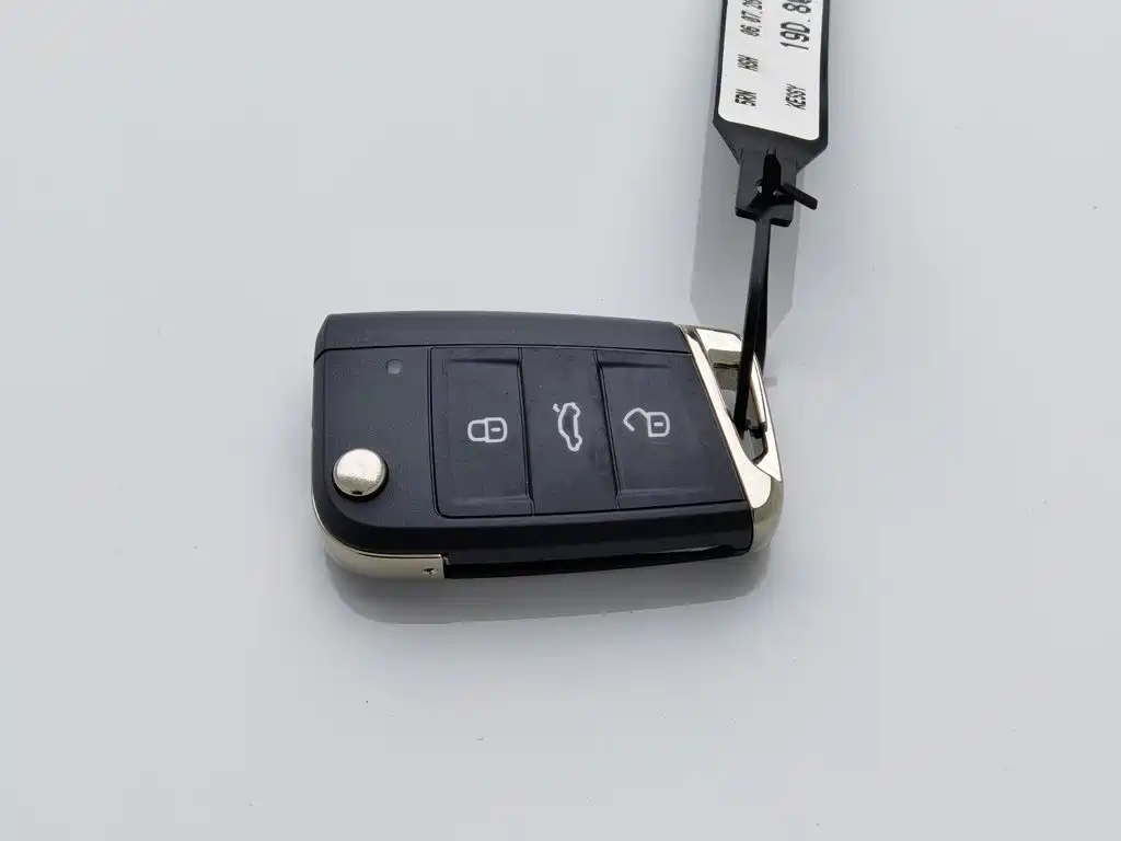 Volkswagen Lavida — миниатюра 19