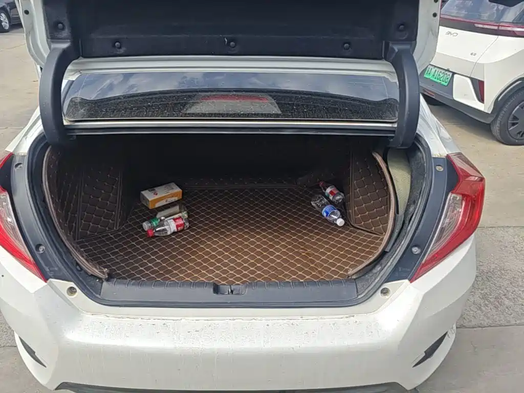 Honda Civic — миниатюра 19