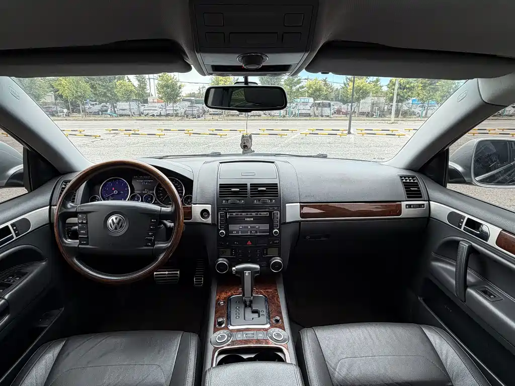 Volkswagen Touareg — миниатюра 14