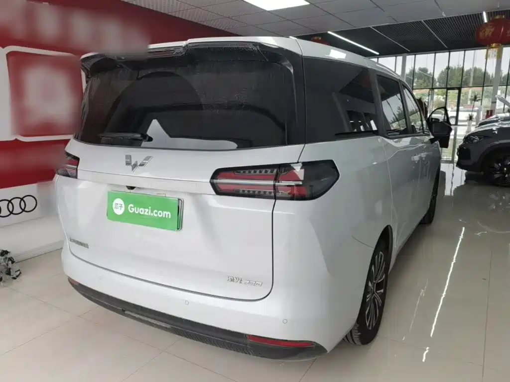 Wuling Xingguang 730 New Energy — миниатюра 7