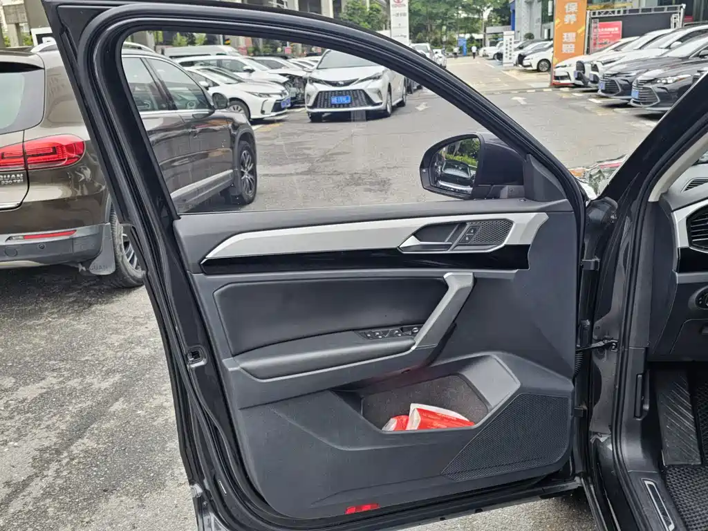 Volkswagen Tayron 2020 330TSI Luxury Smart Connect