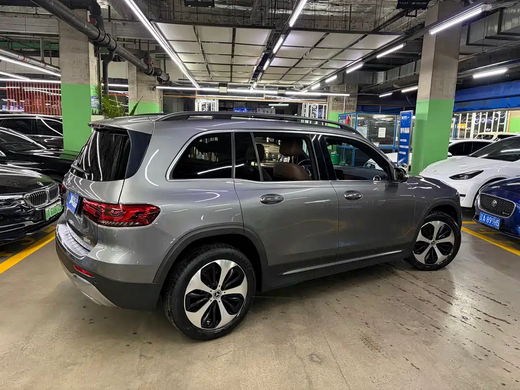 Mercedes-Benz GLB — миниатюра 4