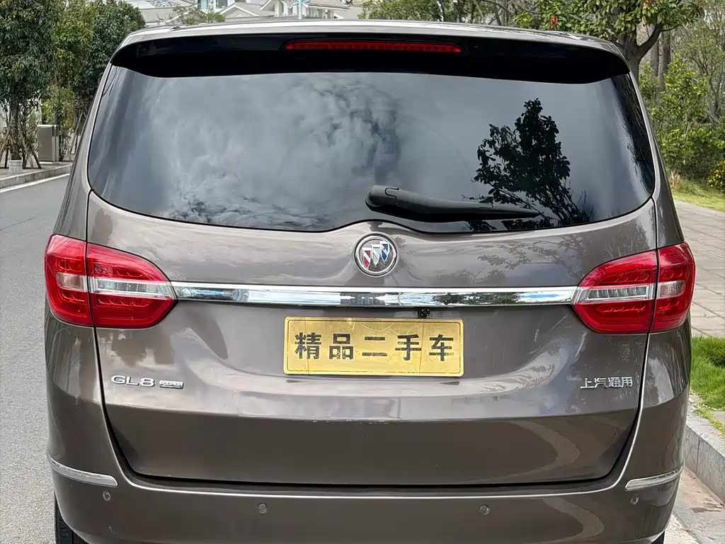 Buick GL8 — миниатюра 4