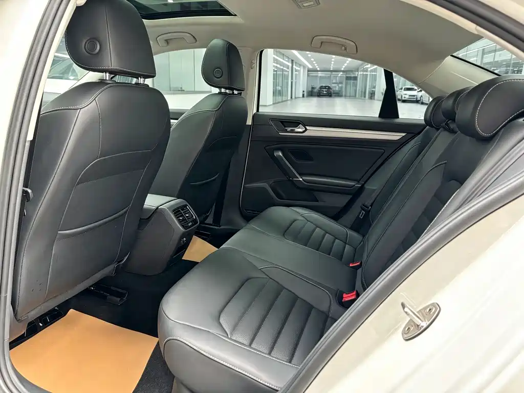 Volkswagen Lamando — миниатюра 5